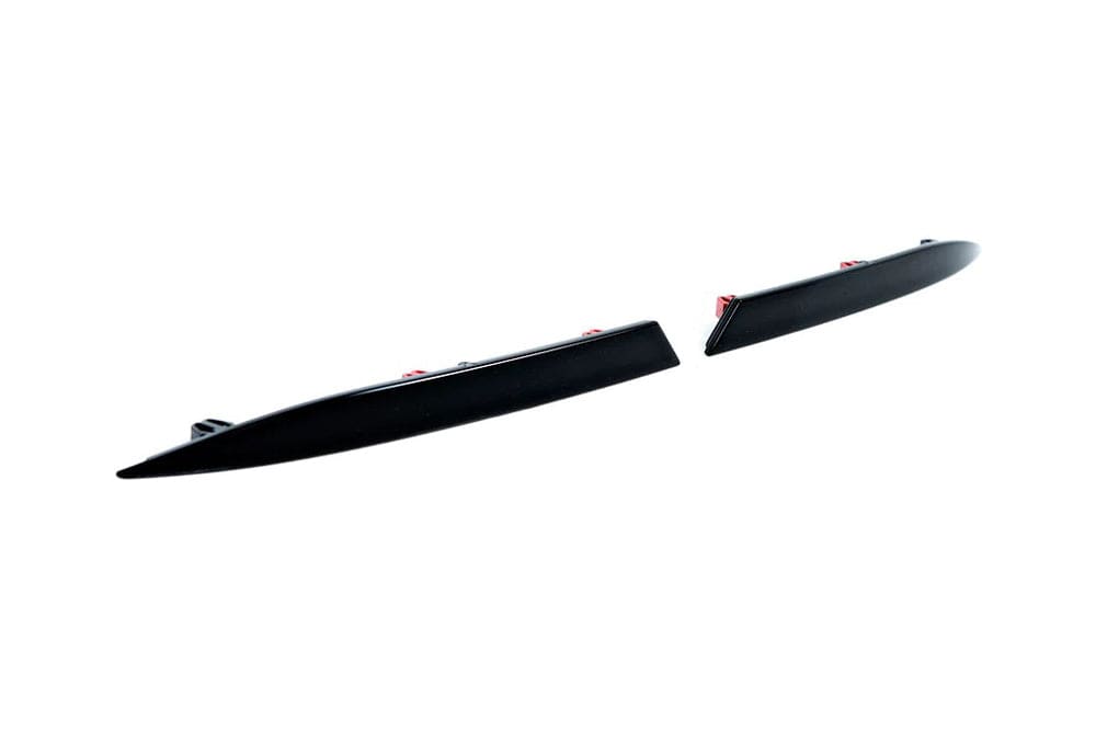 IND Painted Rear Reflector Set (Gloss Black) - BMW / G01 / X3 LCI