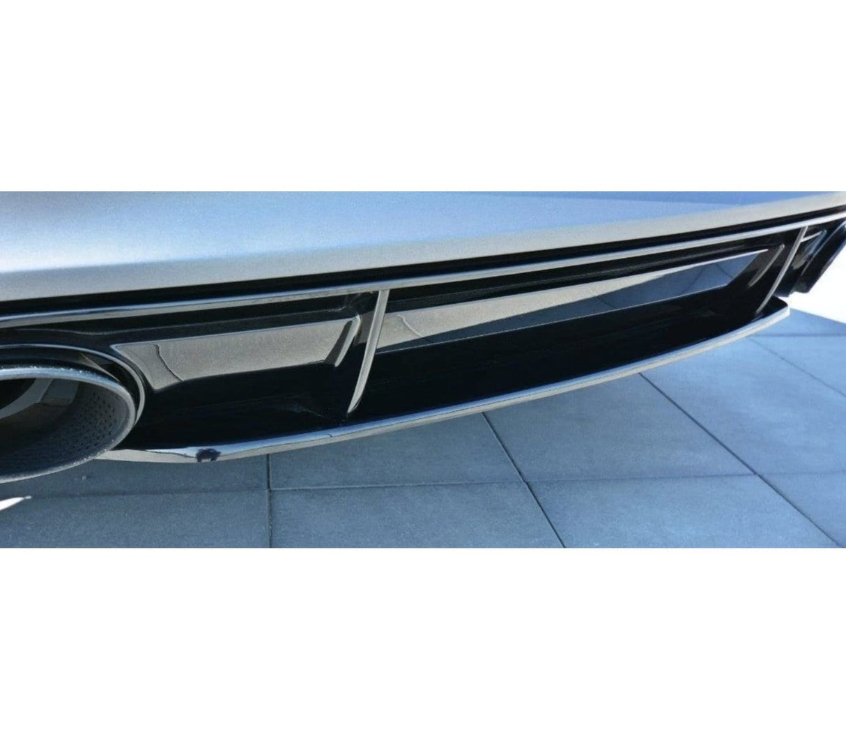 Maxton Design Central Rear Splitter Audi RS7 C7 Face Lift