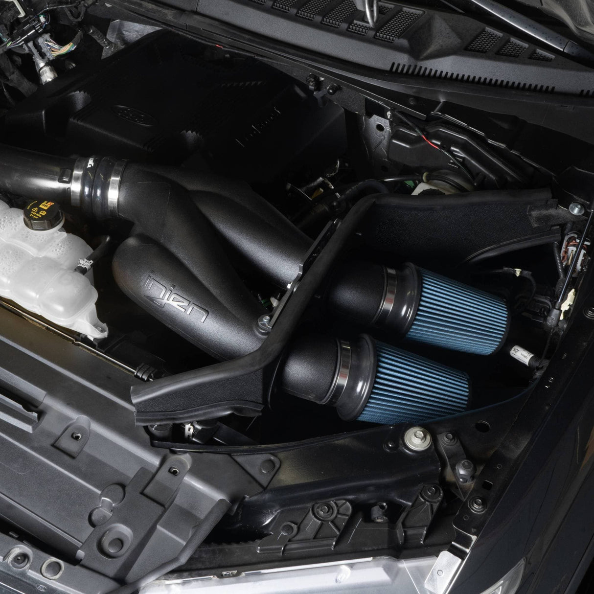 Injen Power-Flow Air Intake System - 15-25 Ford F150 / 18-24 Ford Expedition