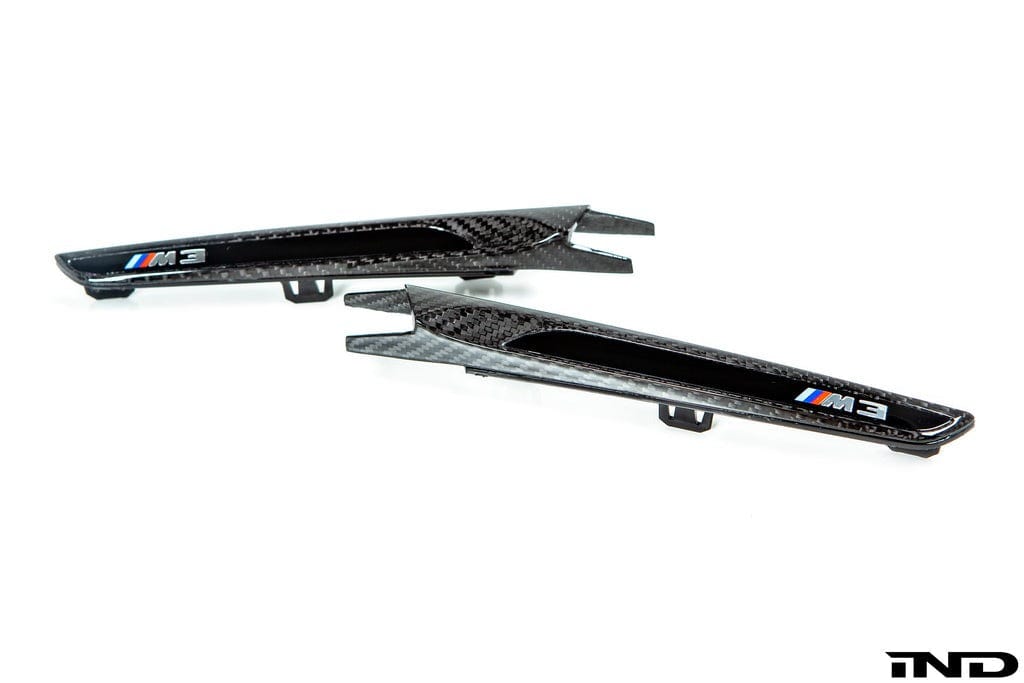 IND F8X M3 / M4 Carbon Side Marker Set