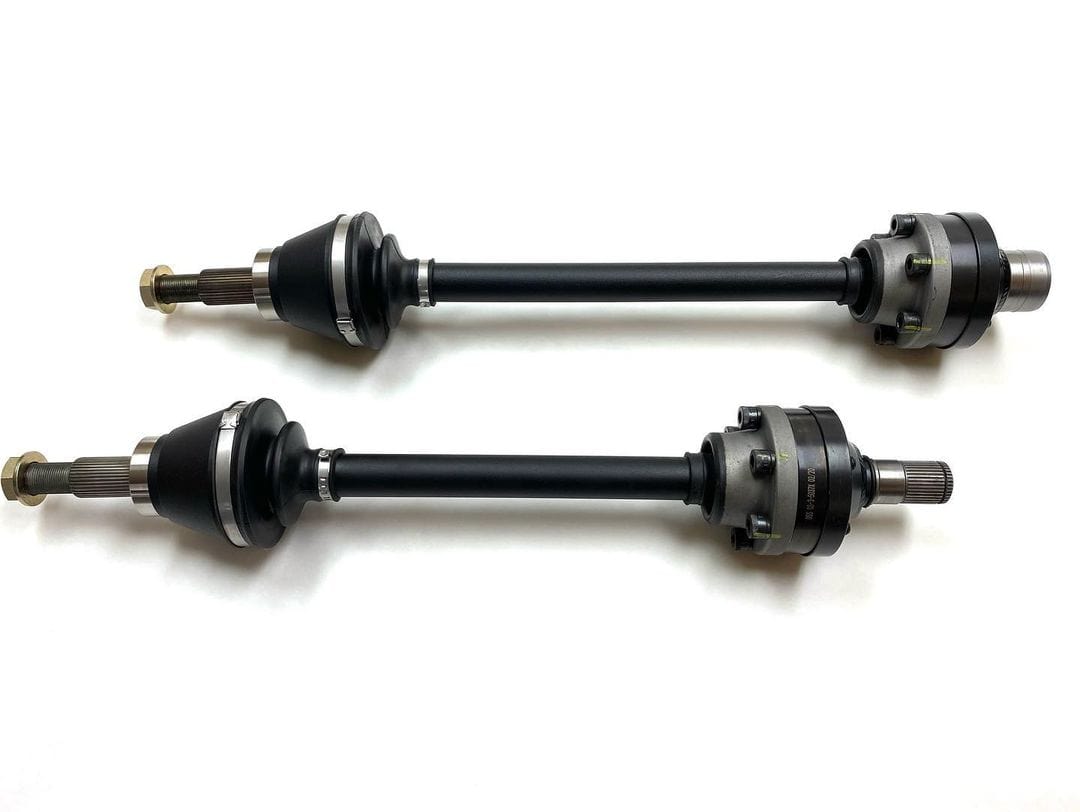 Driveshaft Shop 1200hp Rated Front Axle w/ 2pc 300M Outer CV Housing (Right) Female Inner - Audi / RS3 / 8V (NLA)