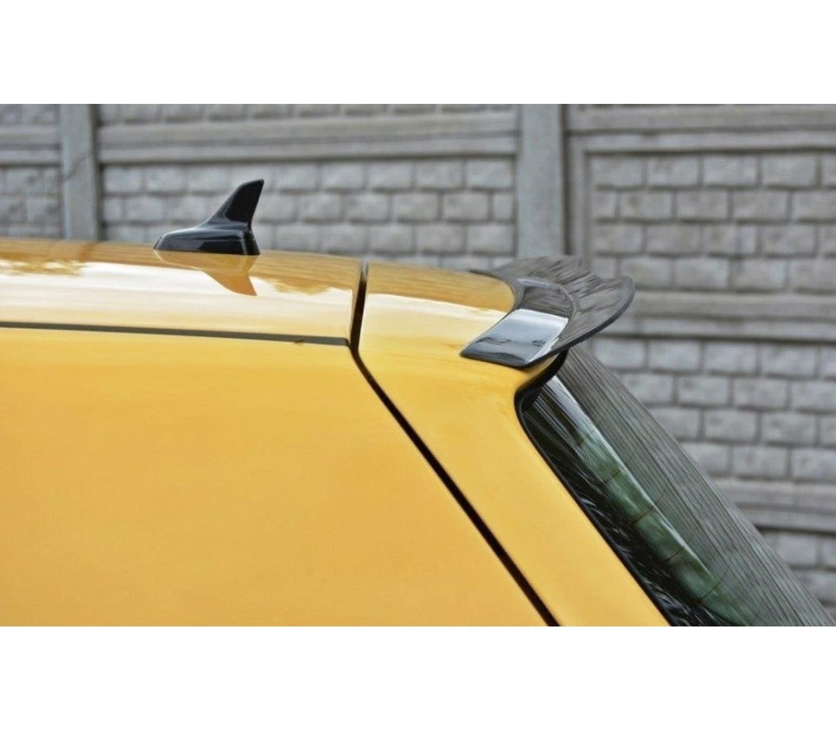 Maxton Design Spoiler Cap VW Golf IV