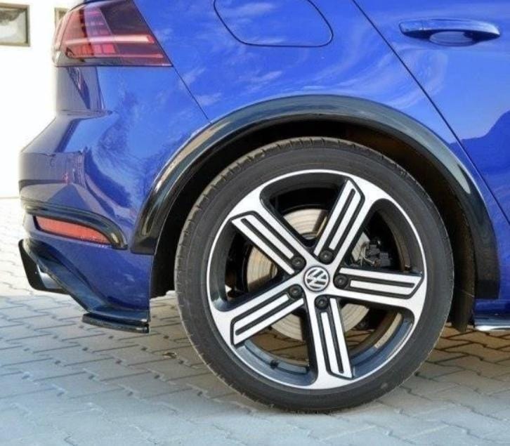 Maxton Design Fenders Extension VW Mk7.5 Golf-R