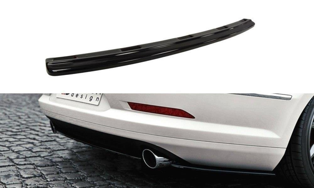 Maxton Design Central Rear Splitter VW Passat CC R36 R-Line (Preface) (Without Vertical Bars)