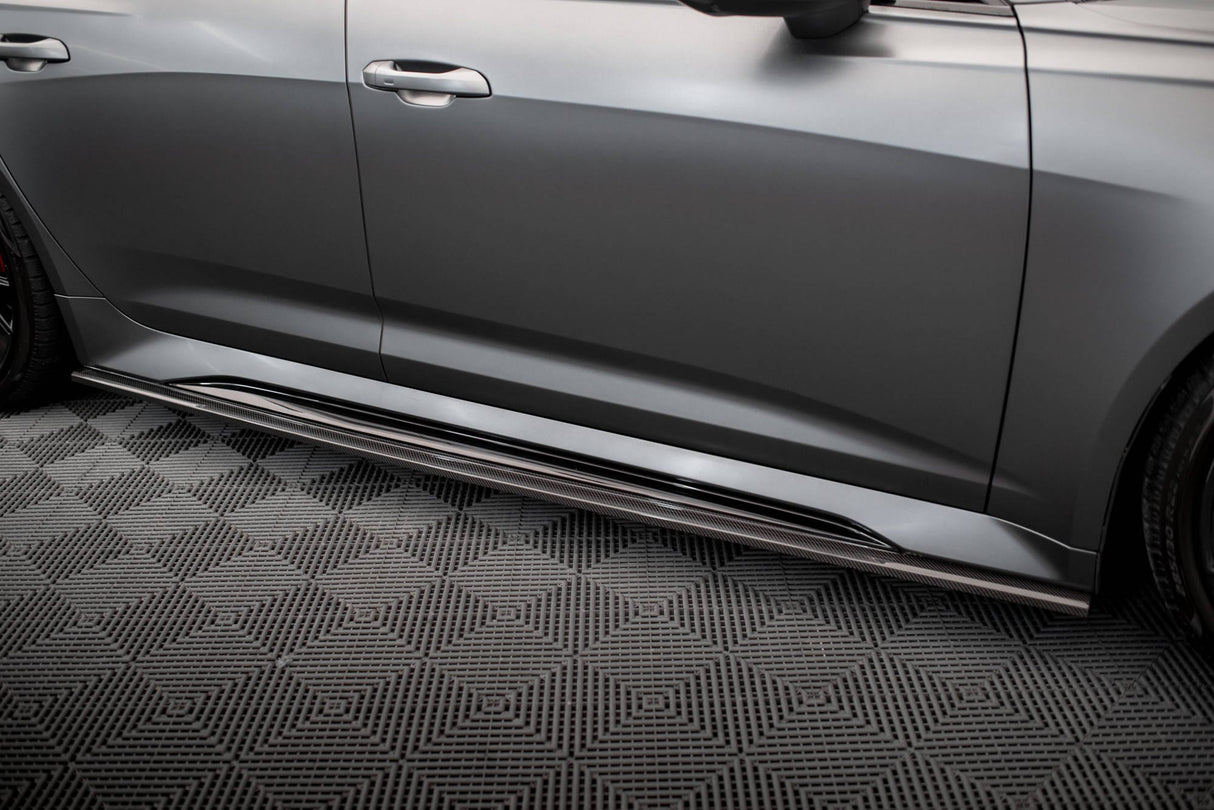 Maxton Design Carbon Fiber Side Skirts - Audi / C8 / RS6 / RS7
