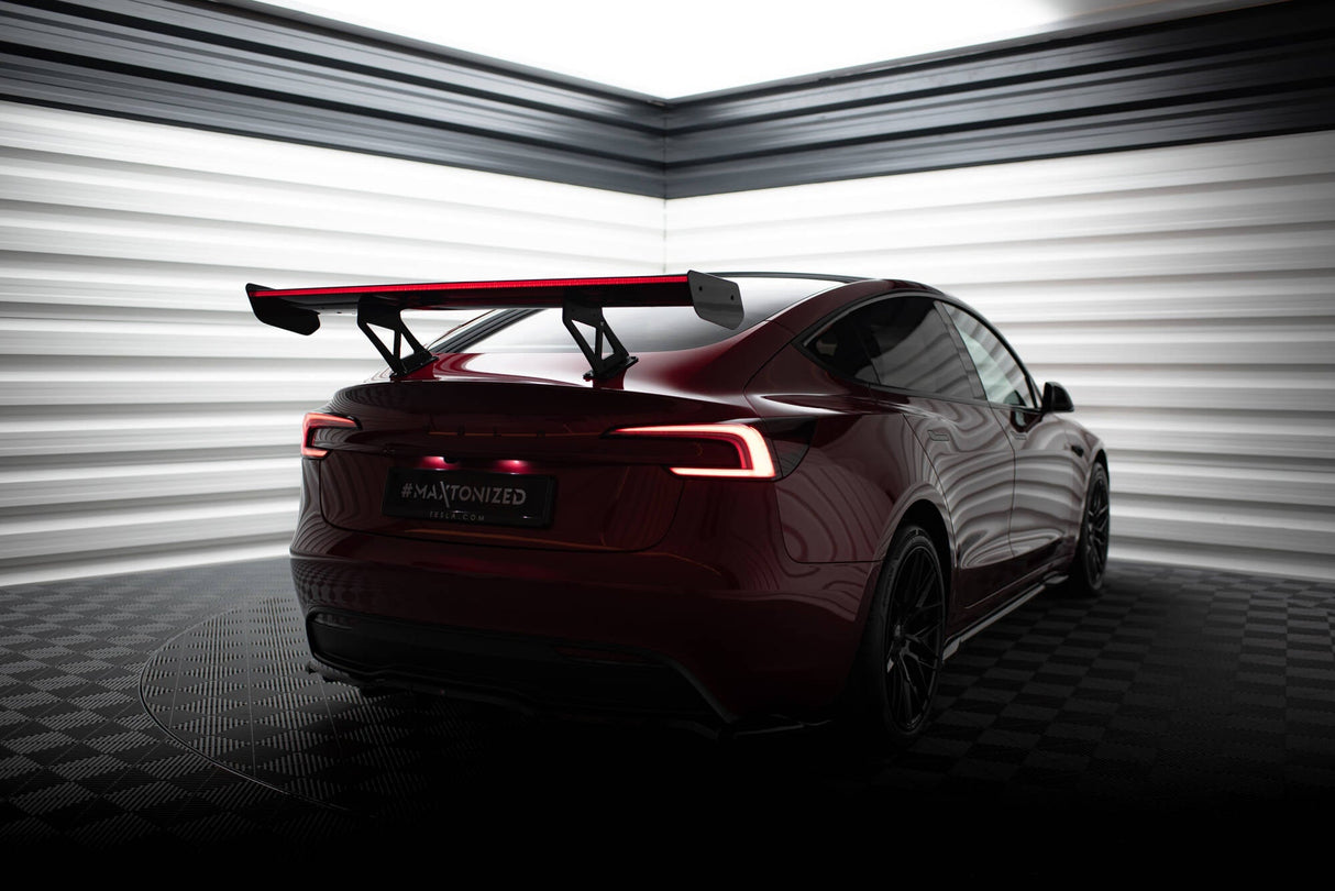 Maxton Design Carbon Spoiler + Led Tesla Model 3