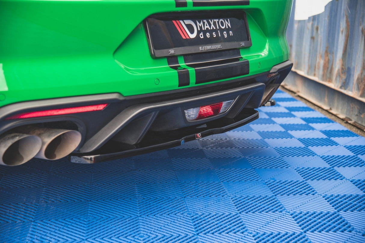 Maxton Design Central Rear Splitter Ford Mustang GT MK6 Facelift