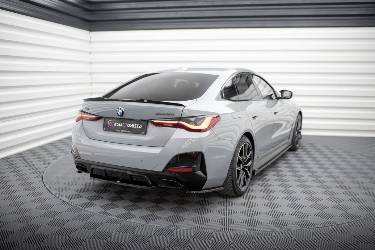 Maxton Design Central Rear Splitter BMW M440I Gran Coupe G26