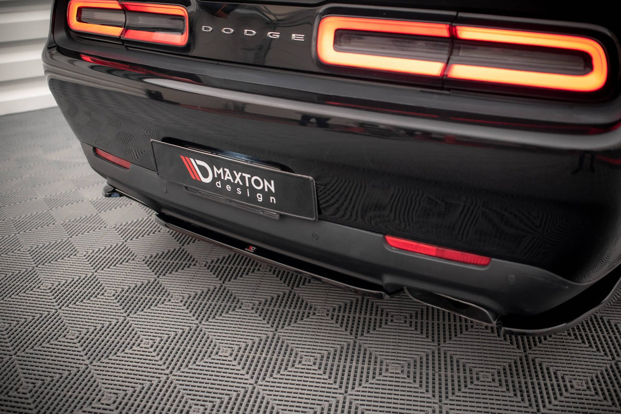 Maxton Design Central Rear Splitter For Dodge Challenger RT MK3 Facelift
