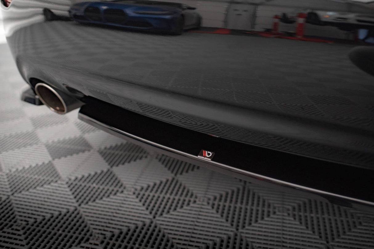 Maxton Design Central Rear Splitter For Infiniti Q50 S Mk1