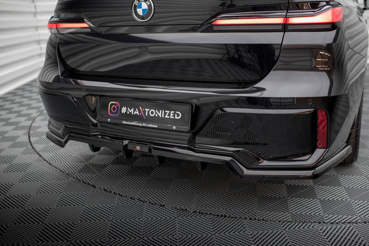 Maxton Design Central Rear Splitter (With Vertical Bars) BMW 7 M-Pack G70