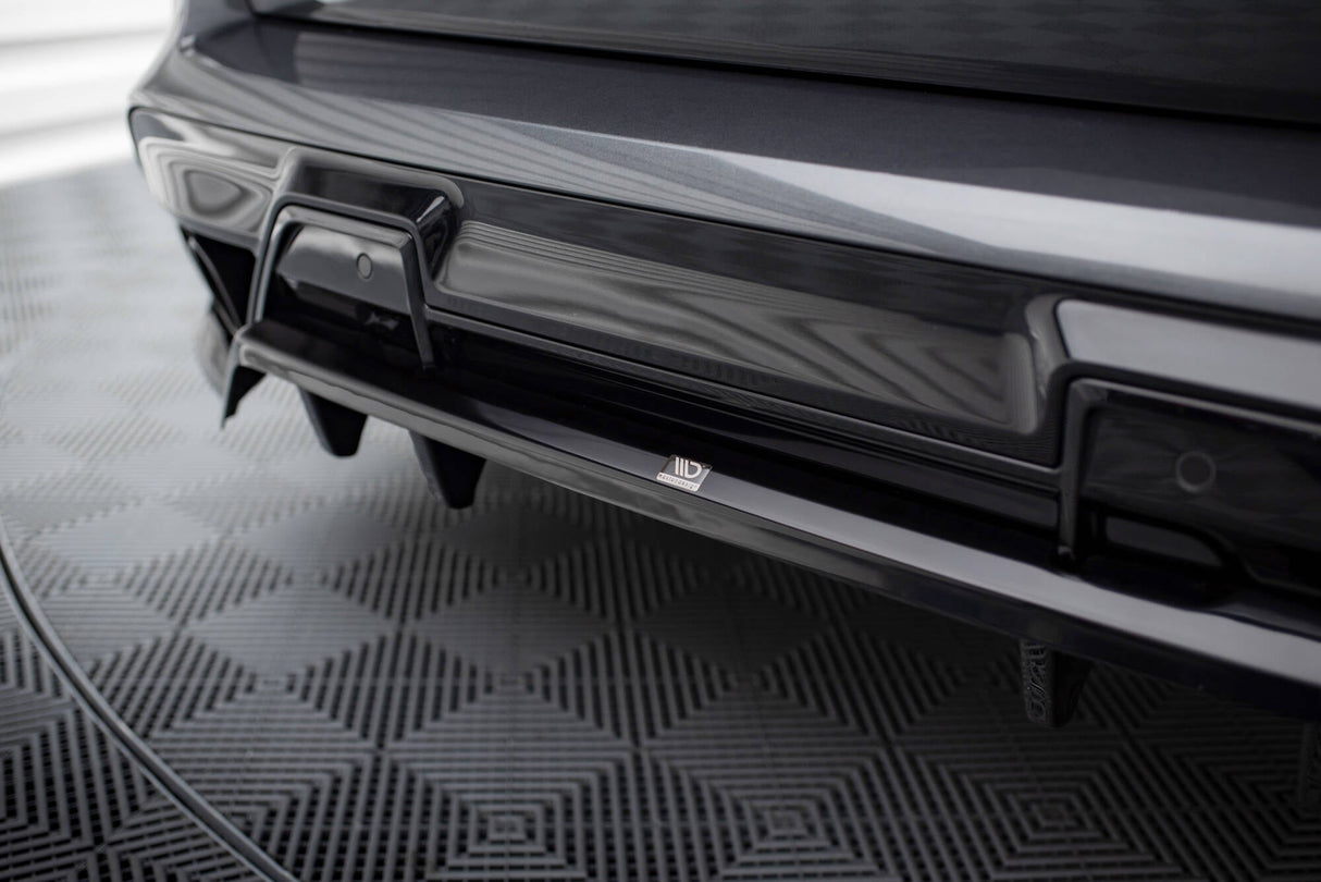 Maxton Design Central Rear Splitter (With Vertical Bars) BMW X5 M F95 Facelift