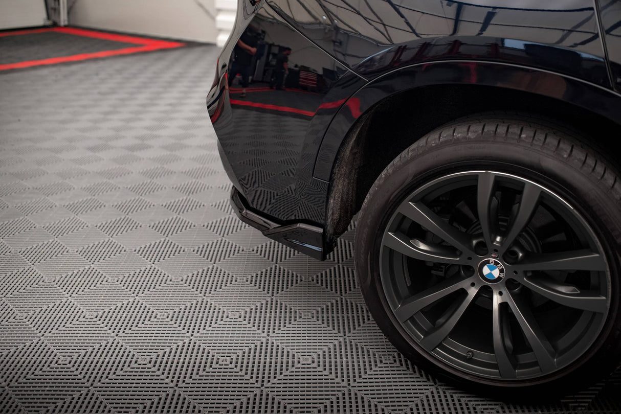 Maxton Design Central Rear Splitter (w/ Vertical Bars) - BMW X6 M-PACK F16