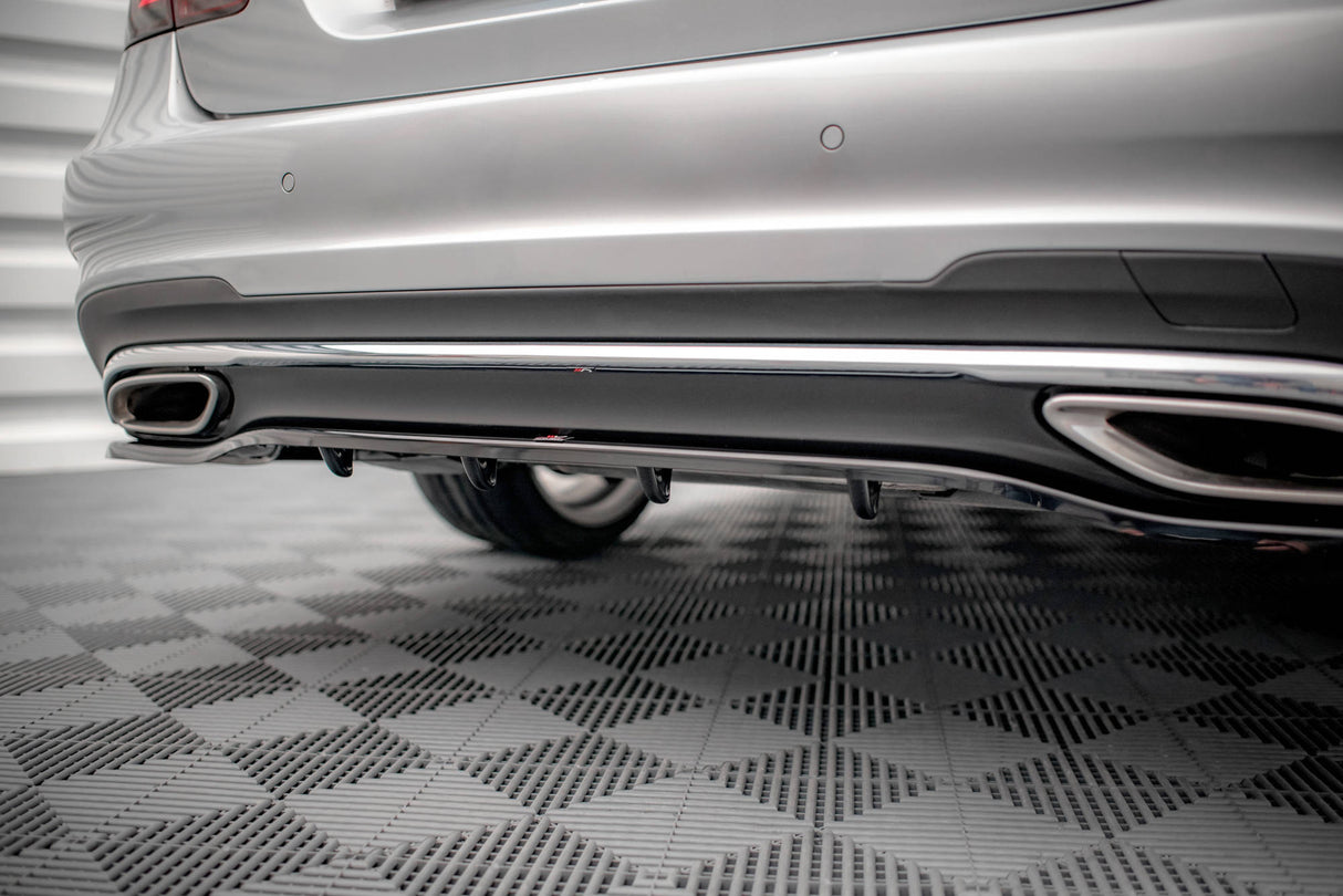 Maxton Design Central Rear Splitter (With Vertical Bars) Mercedes-Benz E AMG-Line Sedan W212 Facelift