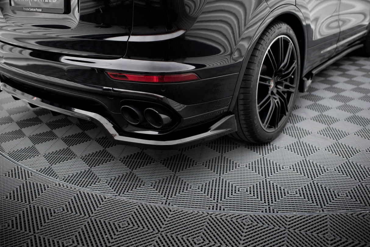 Maxton Design Central Rear Splitter (With Vertical Bars) Porsche Cayenne Mk2 Facelift