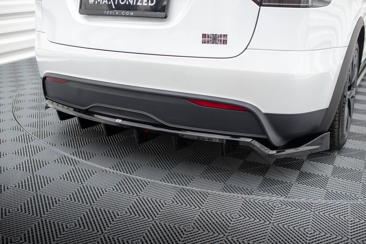 Maxton Design Central Rear Splitter (With Vertical Bars) Tesla Model X MK1 Facelift