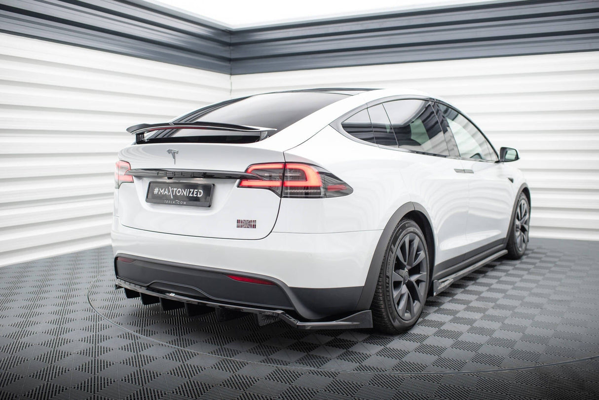 Maxton Design Central Rear Splitter (With Vertical Bars) Tesla Model X MK1 Facelift