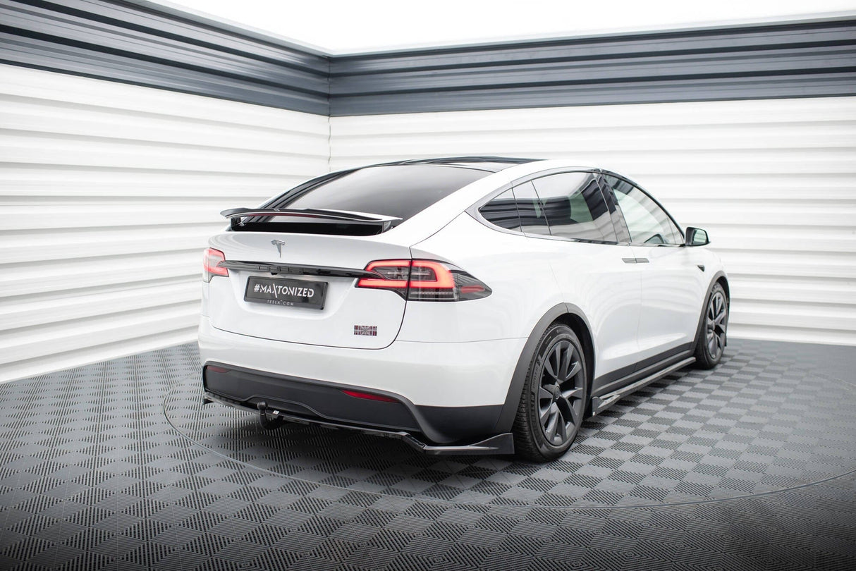 Maxton Design Central Rear Splitter (With Vertical Bars) Tesla Model X MK1 Facelift