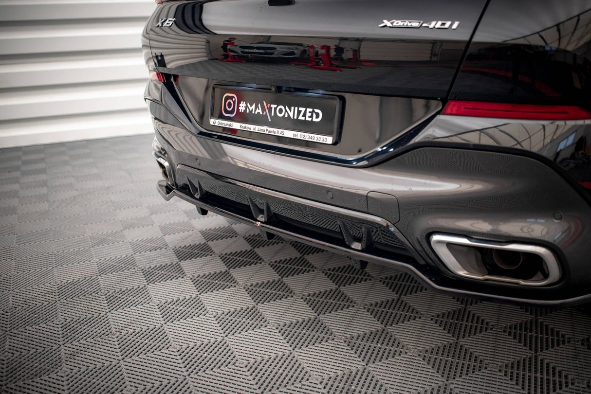 Maxton Design Central Rear Splitter (With Vertical Bars) V.2 BMW X6 M-Pack G06