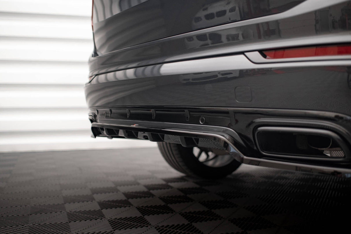 Maxton Design Central Rear Splitter (With Vertical Bars) Volvo Xc90 R-Design Mk2 Facelift