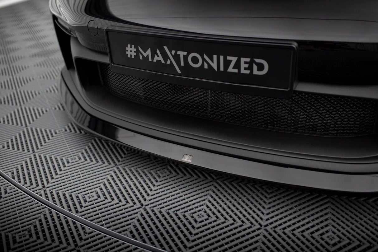 Maxton Design Front Splitter Porsche 911 992 GT3