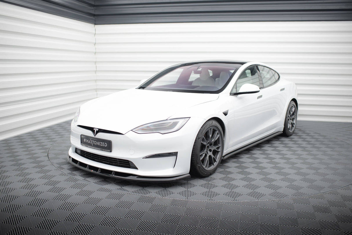 Maxton Design Front Splitter V.3 Tesla Model S Plaid MK1 Facelift