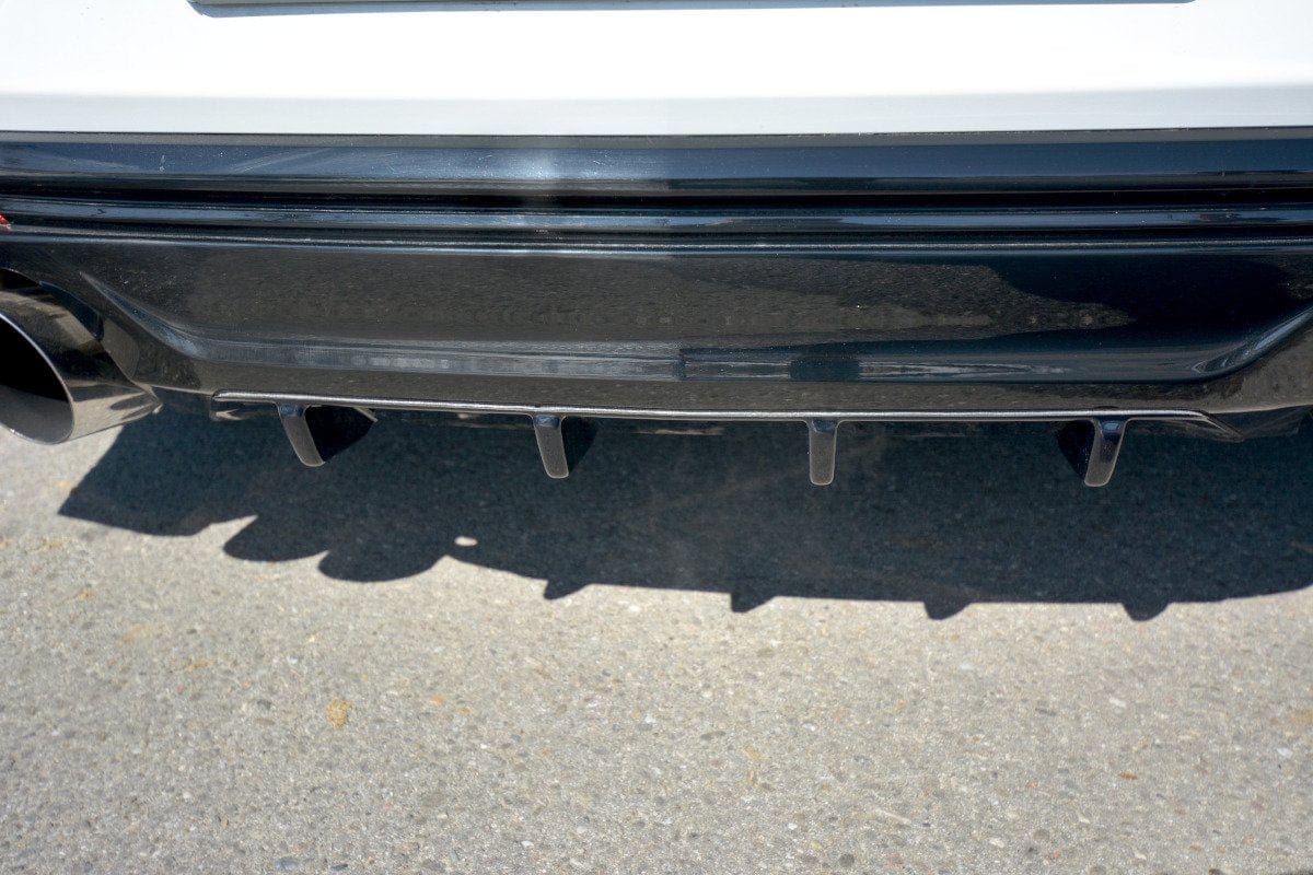 Maxton Design Rear Valance - Chevrolet Camaro 6Th-Gen. Phase-I 2Ss Coupe