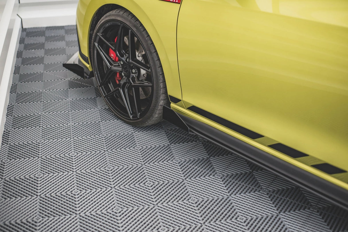 Maxton Design Racing Durability Side Skirts Diffusers + Flaps Volkswagen Golf Mk8 GTi / GTi Clubsport / R-Line