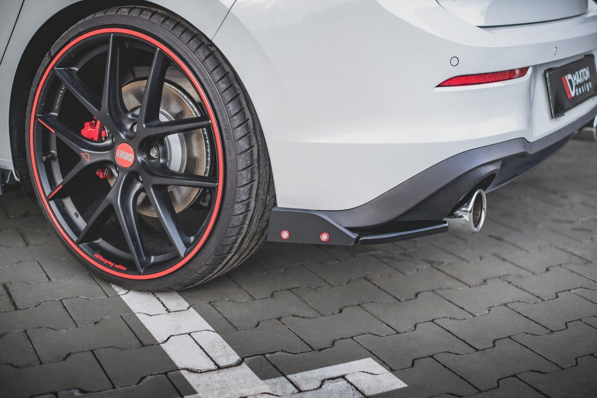 Maxton Design Rear Side Splitters + Flaps V.2 Volkswagen Golf Mk8 GTi