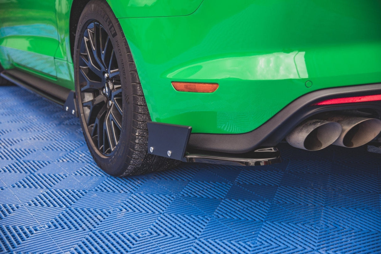 Maxton Design Rear Side Splitters V.1 + Flaps Ford Mustang GT MK6 Facelift