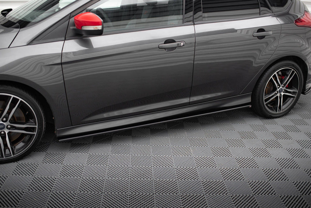Maxton Design Side Skirts Diffusers Ford Focus St / St-Line MK3 / MK3 Fl Hatchback / Estate