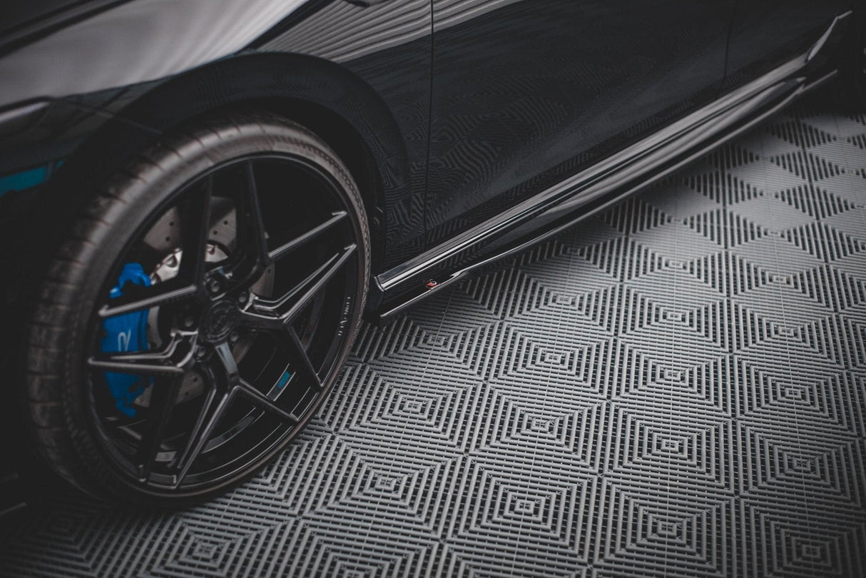 Maxton Design Side Skirts Diffusers V.1 - VW Golf R Mk8