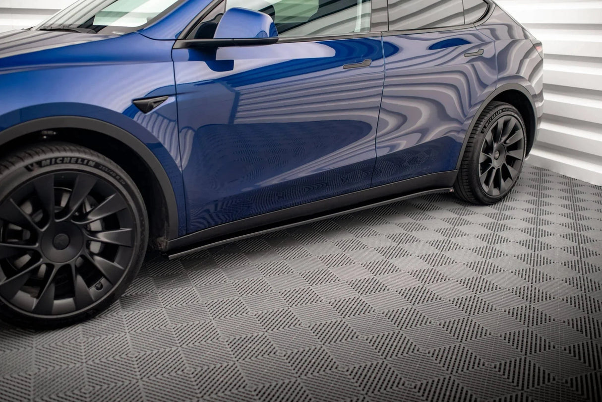 Maxton Design Side Skirts Diffusers V.2 - Tesla / Model Y