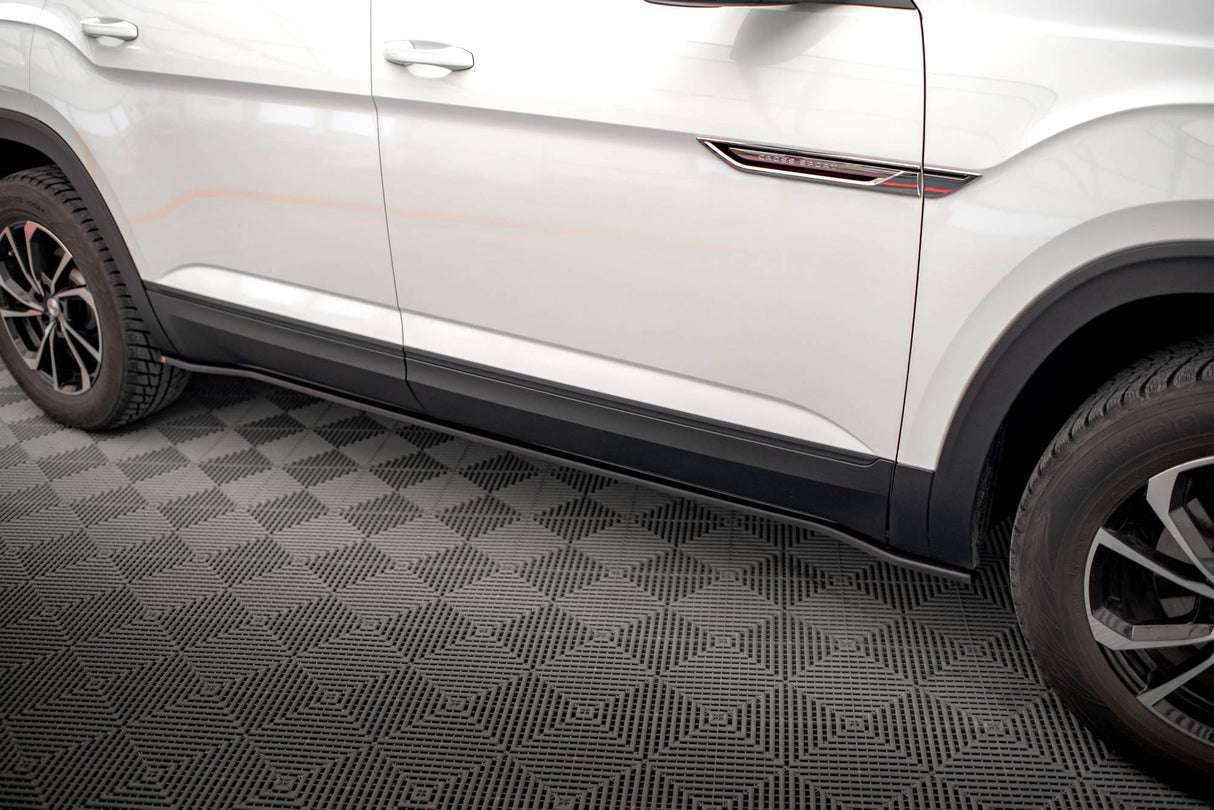 Maxton Design Side Skirts Diffusers VW Atlas Cross Sport