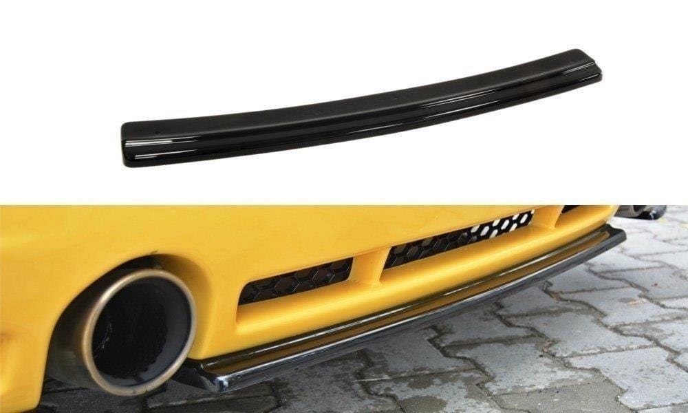 Maxton Design Central Rear Splitter VW Mk4 R32