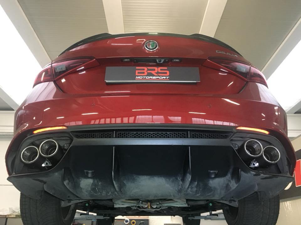 Alfa Romeo Giulia Quadrifoglio - Valved Exhaust System WITH Mid Pipes