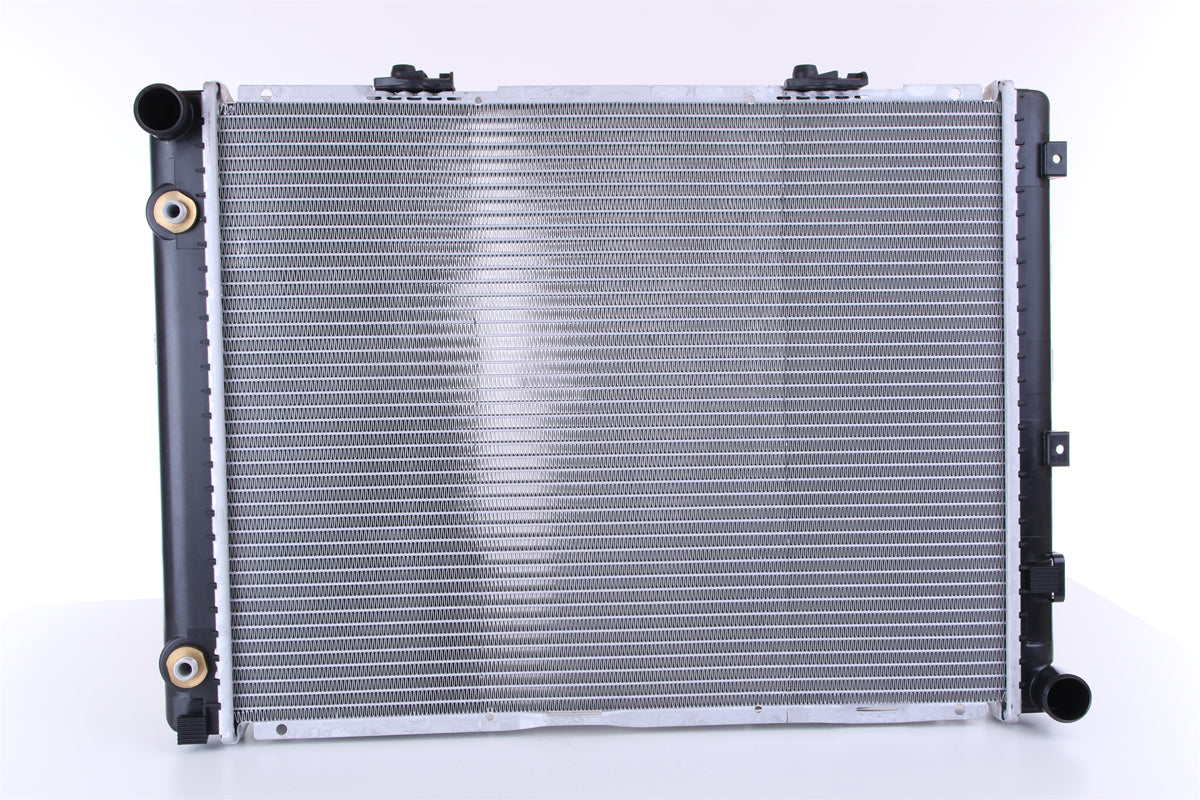 Radiator - Mercedes