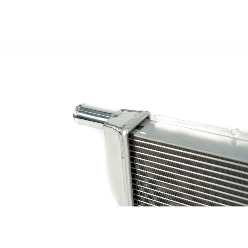 CSF Center Radiator / Porsche / 911 / Turbo / GT2 RS / GT3 / GT3 RS / 991 / GT4 / 981