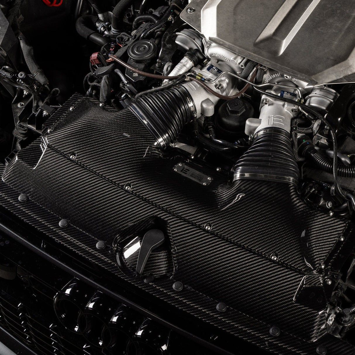 IE Turbo Inlet Pipes - Audi / C8 / RS6 / RS7