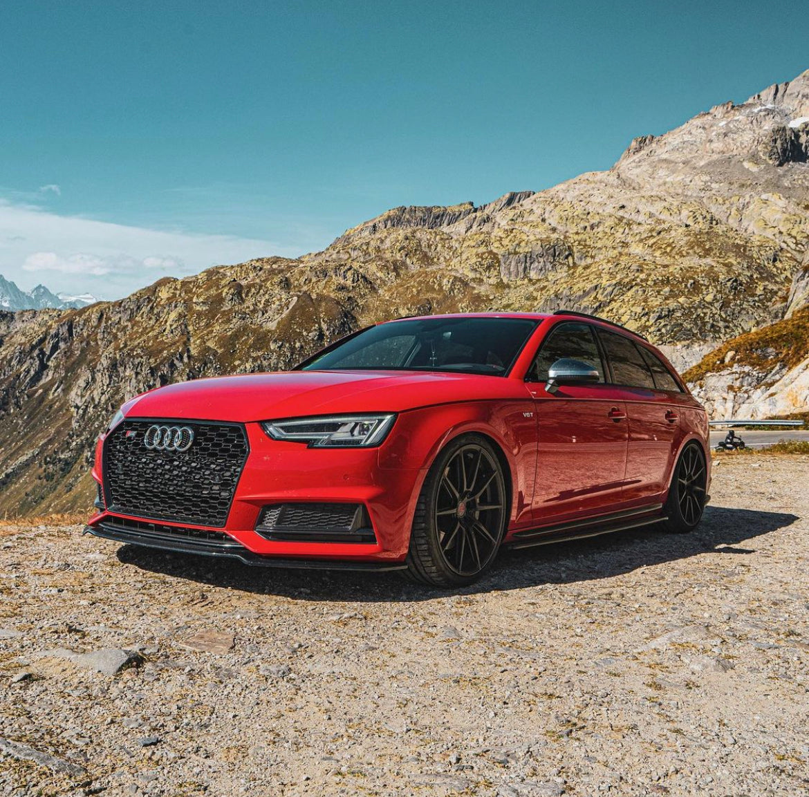Audi RS4 Honeycomb Front Grille | (2017-2019) B9 A4/S4