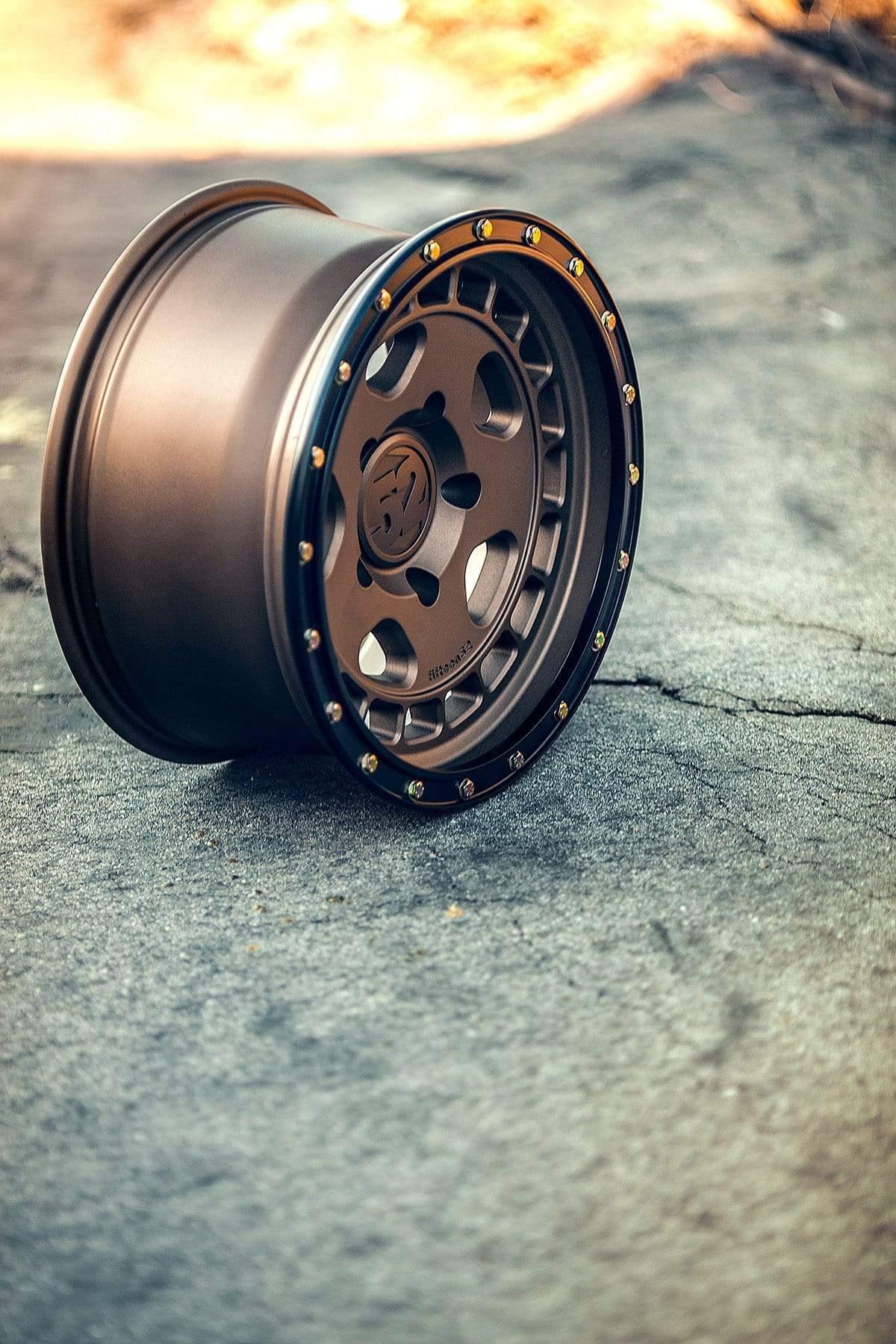 fifteen52 Turbomac HD Wheel | Block Bronze