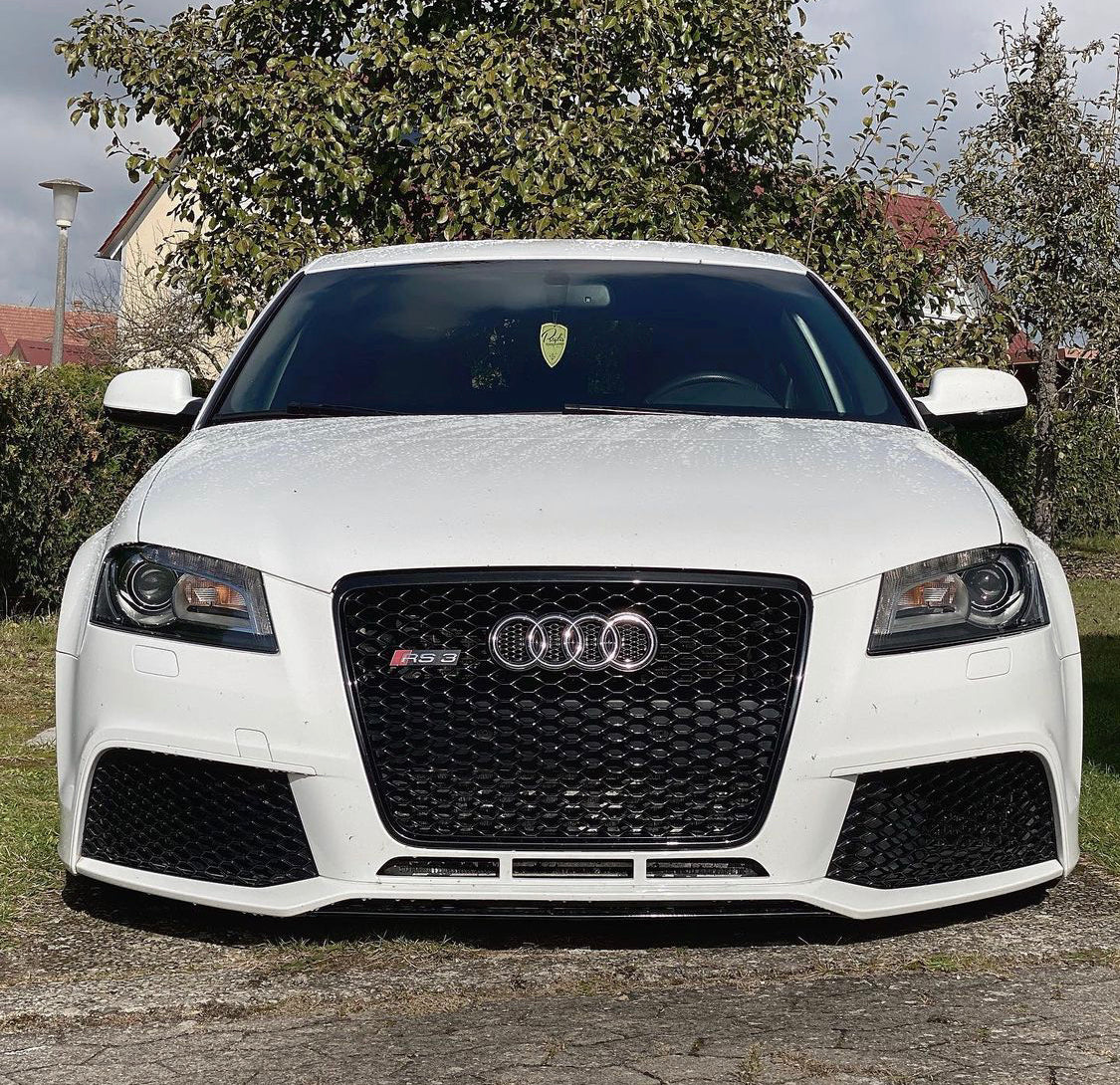 Audi RS3 Honeycomb Front Grille | (2009-2012) 8P.5 A3/S3