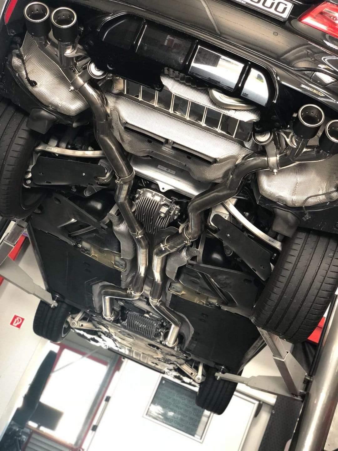 BMW M5 (F90) Valved Exhaust System, Mid-Pipes, & CES-3 Remote Kit with Carbon Fiber Tips