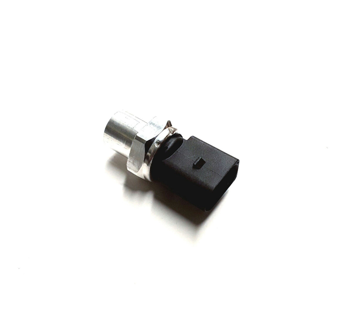 Air Conditioning Refrigerant Pressure Sensor - VW/Audi / 8V / A3 / S3 / B8 / A4 / A5 / S4 / S5 / C6 / C7 / A6 / S6 / S7 & More