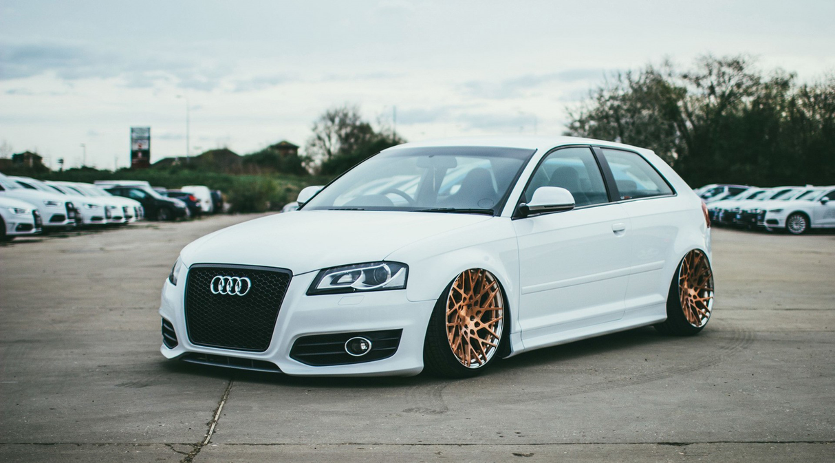 Audi RS3 Honeycomb Front Grille | (2005-2008) 8P A3/S3