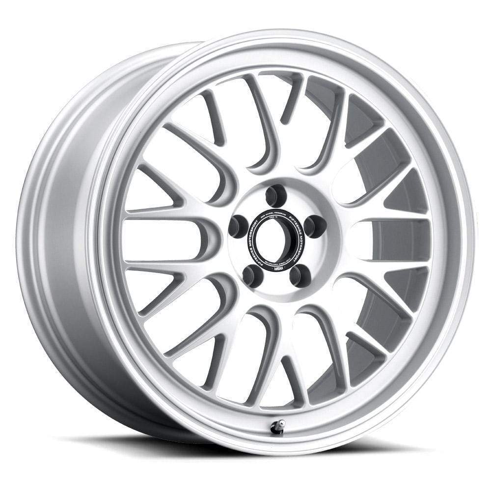 Fifteen52 Holeshot RSR Wheel 19" 5x112 in Radiant Silver