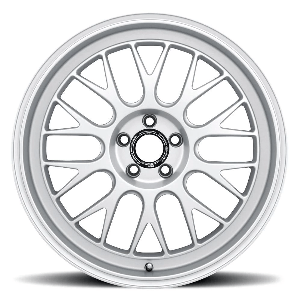 Fifteen52 Holeshot RSR Wheel 19" 5x112 in Radiant Silver