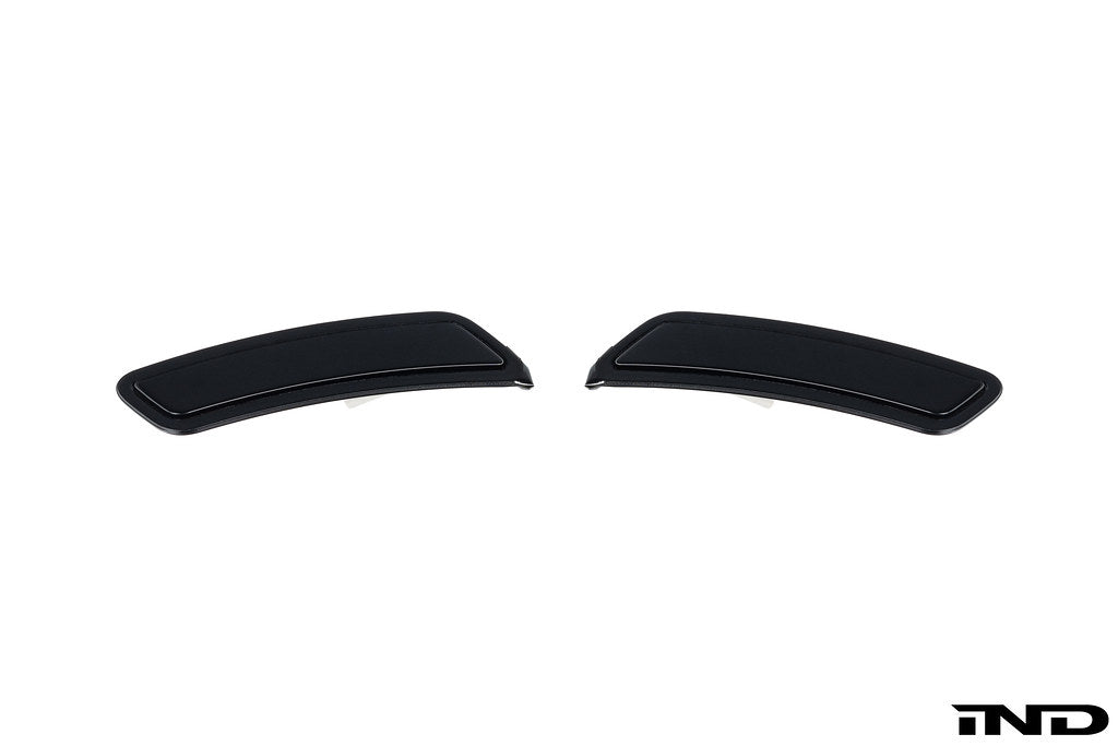 IND Painted Rear Reflector Set - BMW I20 IX