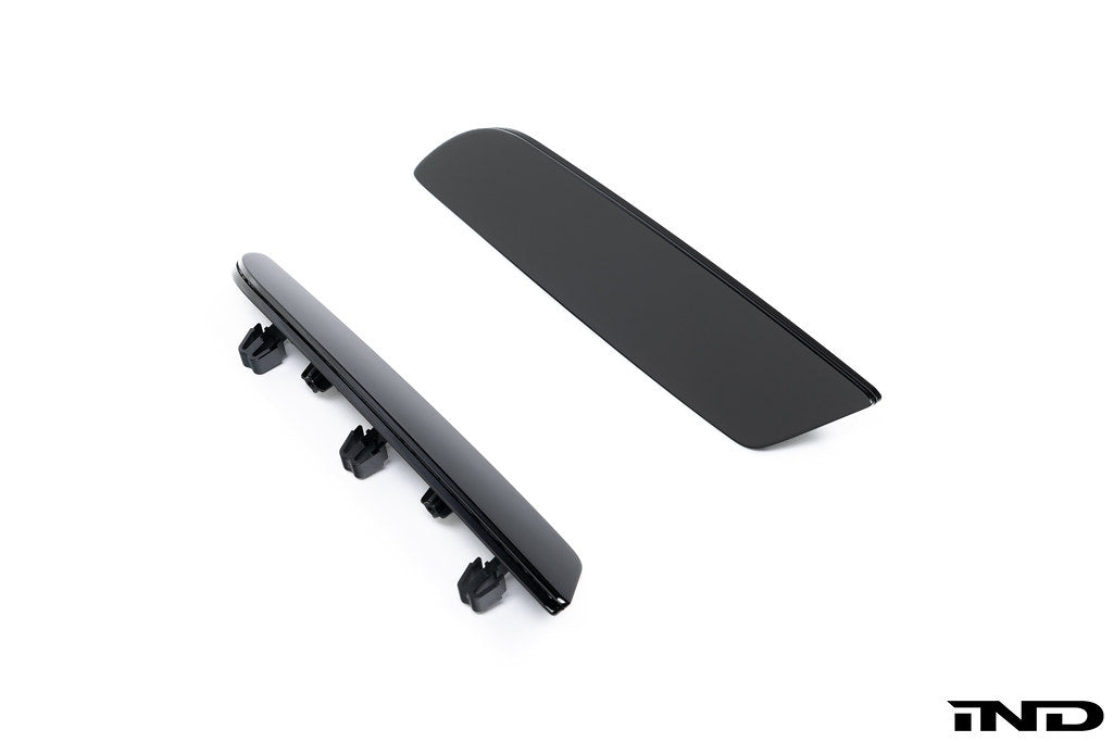 IND Painted Rear Reflector Set (Gloss Black) - BMW U11 X1 M35i