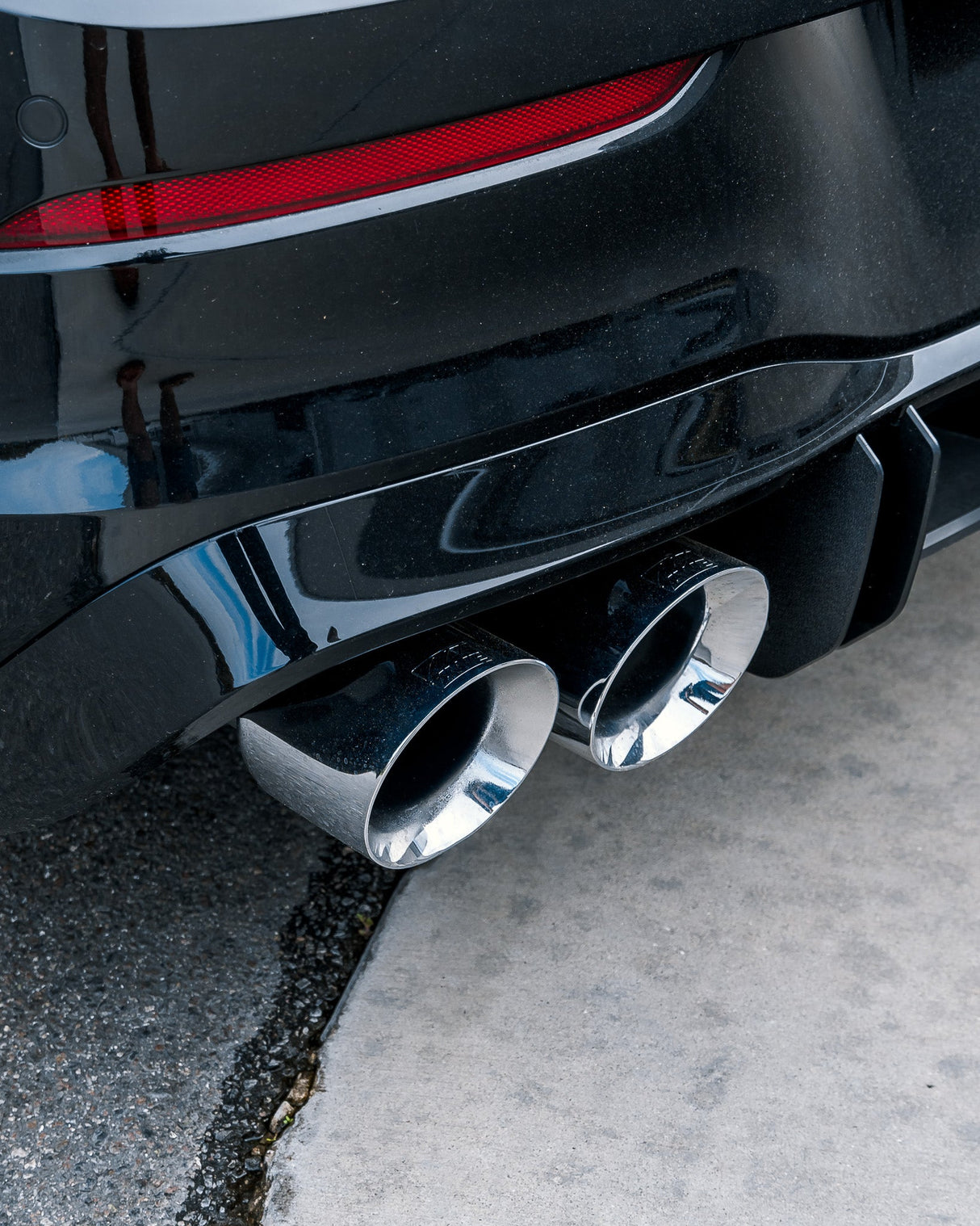 AWE Tuning Exhaust Suite - VW MK8 Golf R